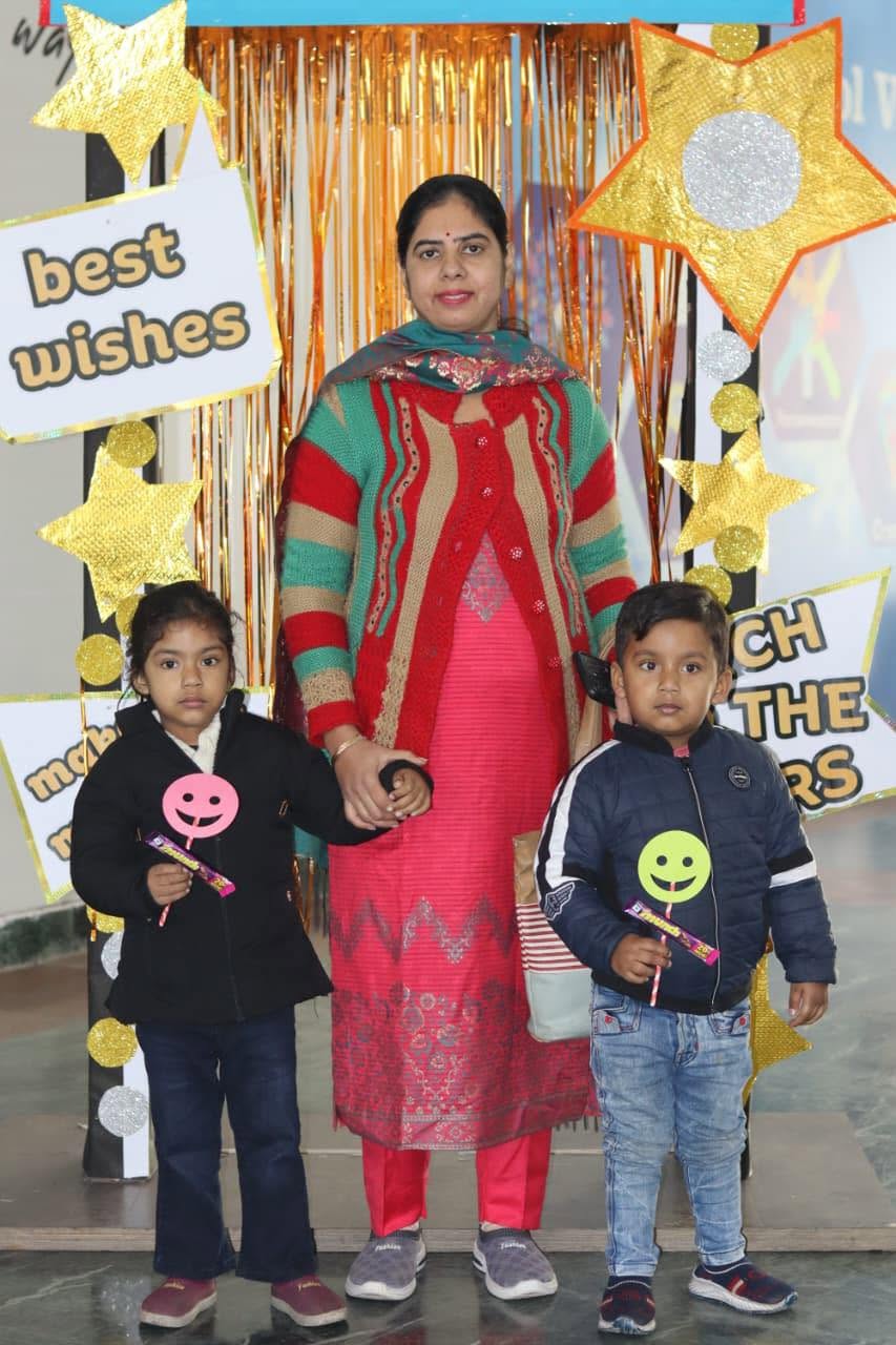 5">
                                </div>
                                <div class="portfolio-content">
                                    <div class="content-view">
                                        <a class="popup-image" href=